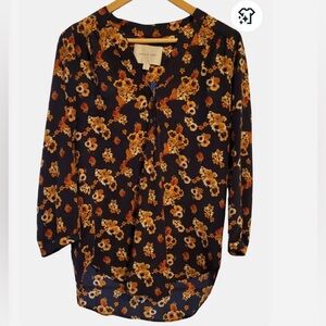 Amour Vert ‘Amy’ Silk Blouse EUC